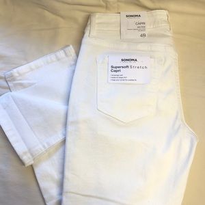 White Capri Jeans